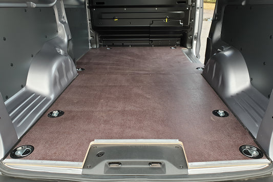 Protuklizna podna obloga Volkswagen Transporter T7 2024>(L2), 1 KLIZNA VRATA I DOSTRUKA STRAŽNJA VRATA